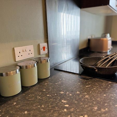 ברמינגהאם Group Bookings: Up To 30 Guests Across 5 Spacious Flats! Keyless Access Free Wifi & Parking מראה חיצוני תמונה