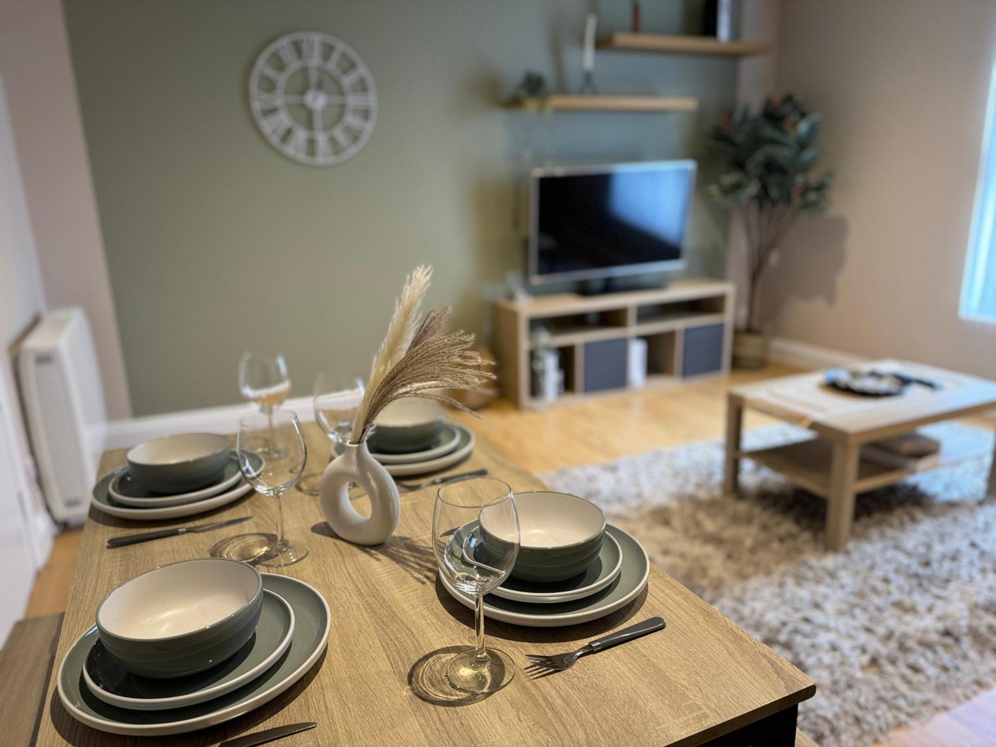 ברמינגהאם Group Bookings: Up To 30 Guests Across 5 Spacious Flats! Keyless Access Free Wifi & Parking מראה חיצוני תמונה